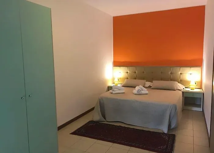 سكن فيالي فينيسيا 4*
