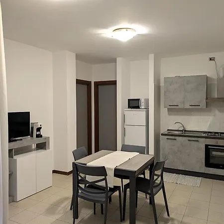 Viale Venezia 4*