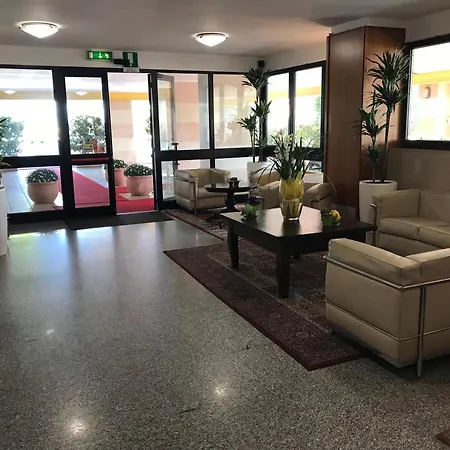 Viale Venezia Aparthotel