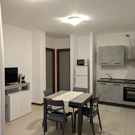Viale Venezia 4*